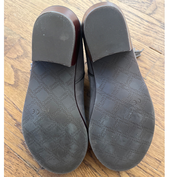 Vionic Womens Serena Ankle Boots Sz 5 Taupe Suede Side Zip Tassel Orthotic Block - Picture 8 of 8